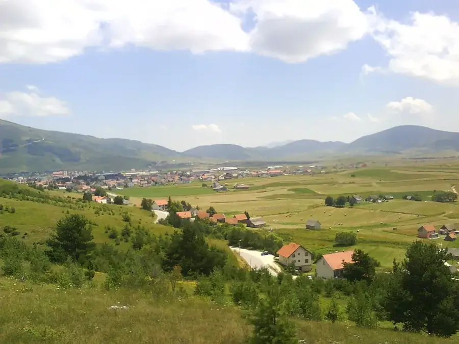 Kupresko Polje — Livno (Bosnien und Herzegowina)