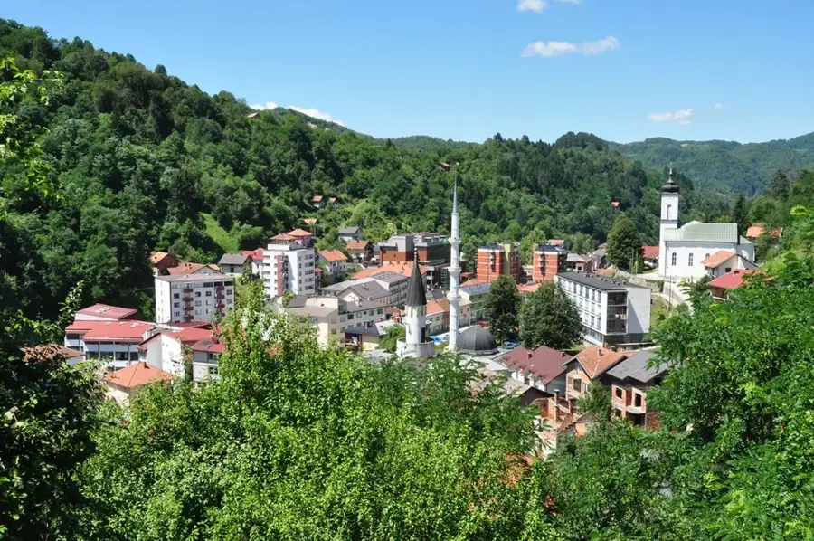Srebrenica — Mănăstirea Tronoša (Serbia)