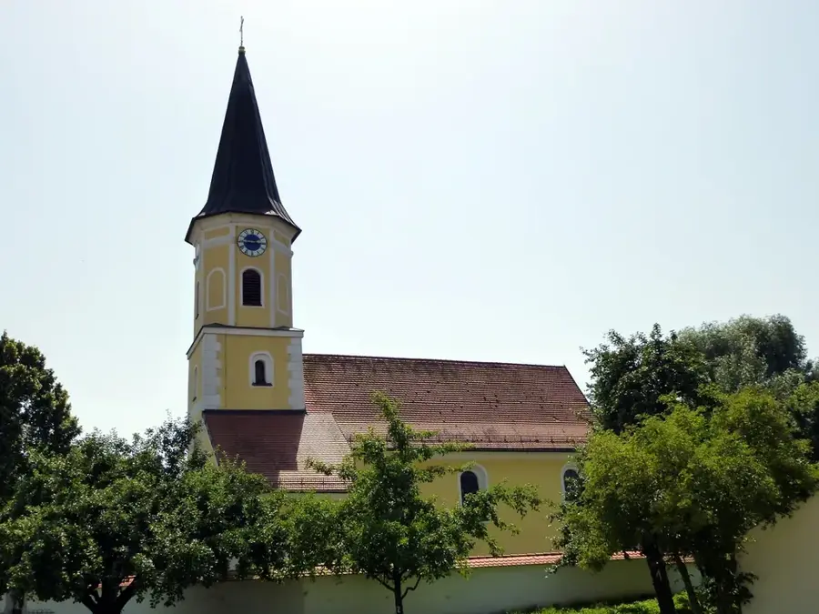 Kirche St. Jakobus — Stari Most (Bosnien und Herzegowina)