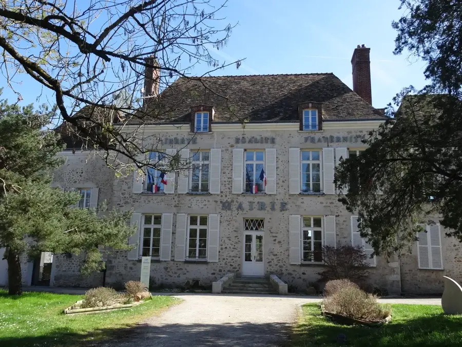 Breuillet – city