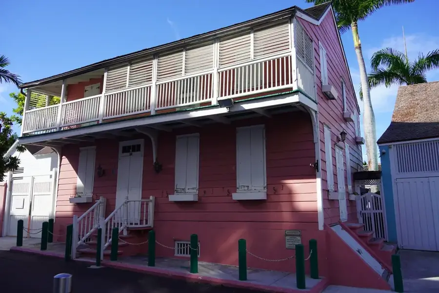 Balcony House Museum — Nassau Water Tower (Bahamas)