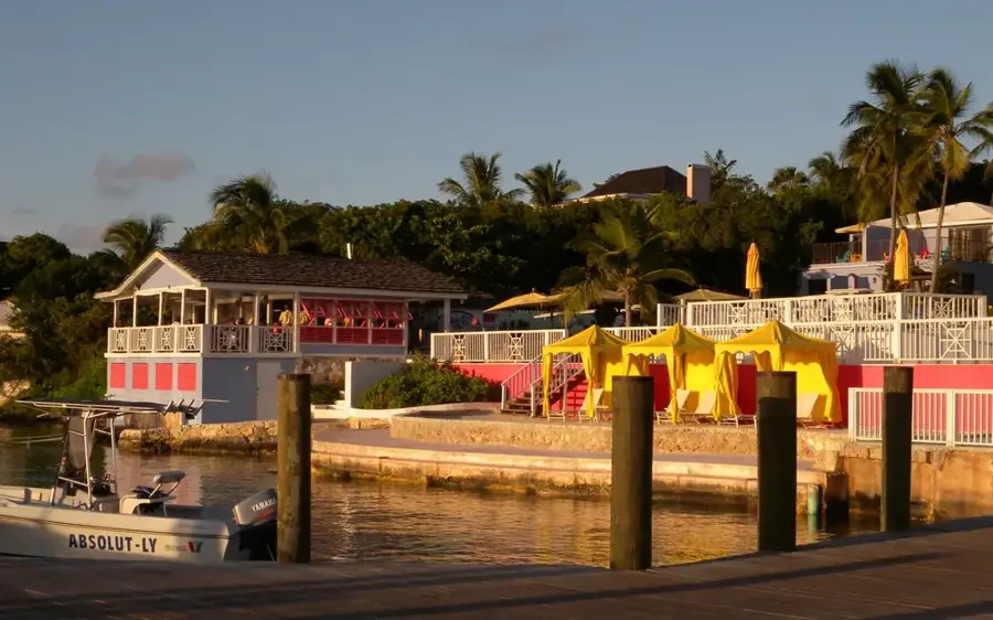Dunmore Town — Dean's Blue Hole (Bahamas)