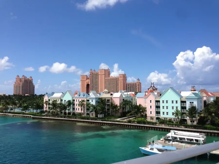 Nassau — Dean's Blue Hole (Bahamas)