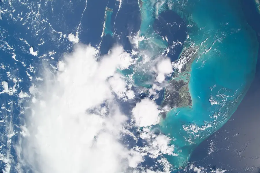 Tongue of the Ocean — Dean's Blue Hole (Bahamas)