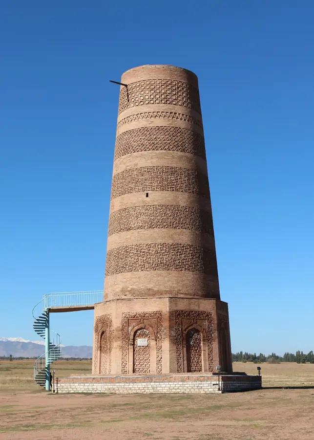 Turnul Burana — Valea Chui (Kârgâzstan)