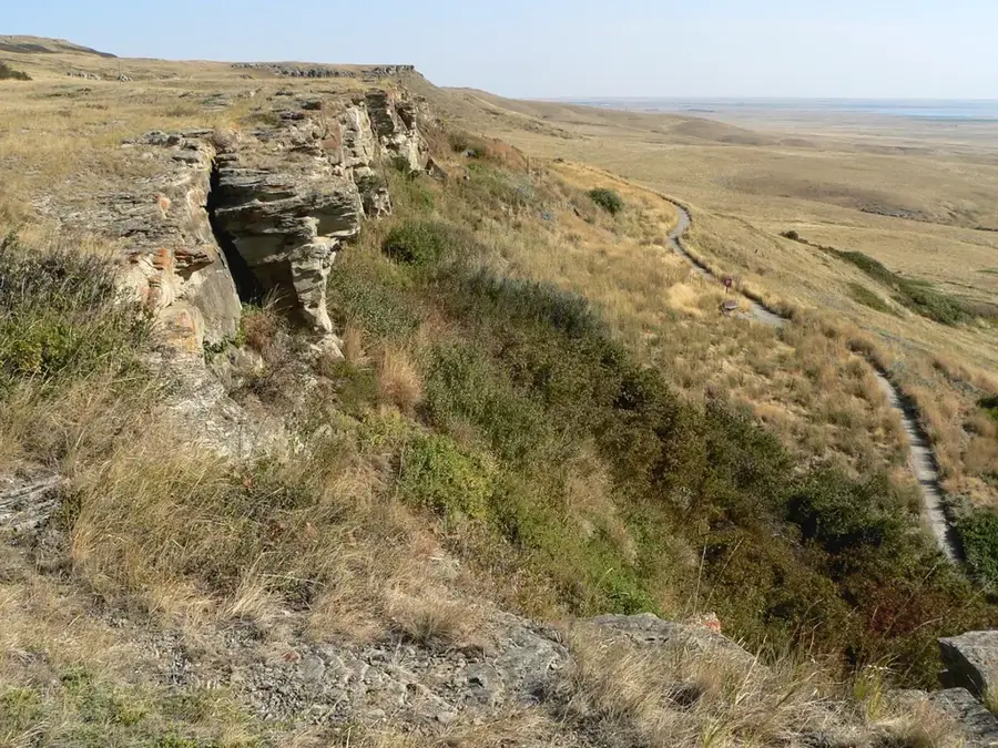 Head-Smashed-In Buffalo Jump — Saskatoon (Canada)