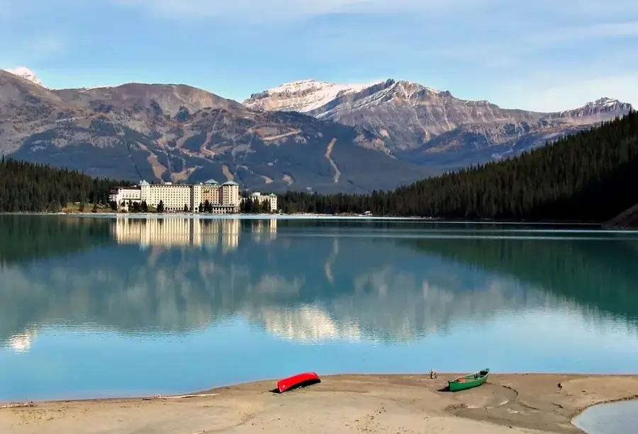 Lake Louise — Great Bear Lake (Canada)