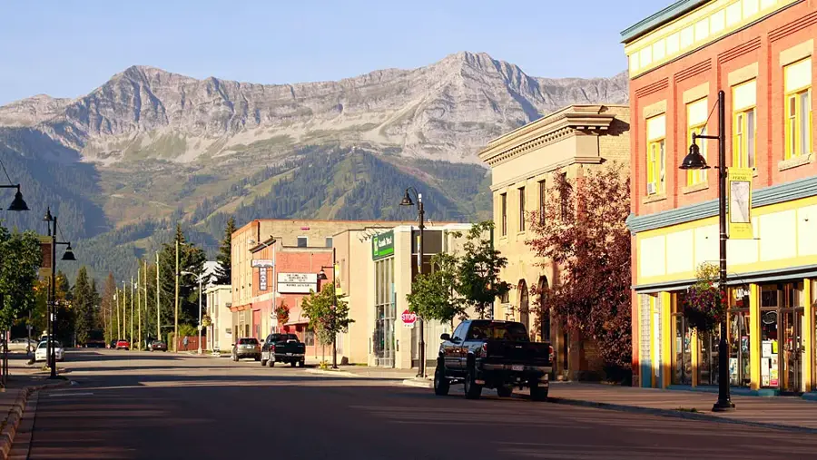 Fernie — Airdrie (Canada)