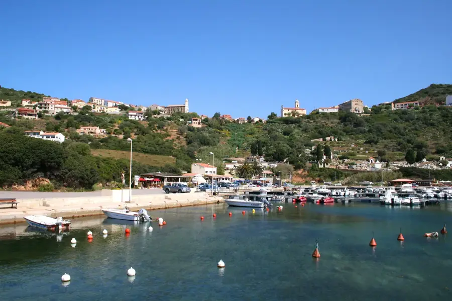 Cargèse – city