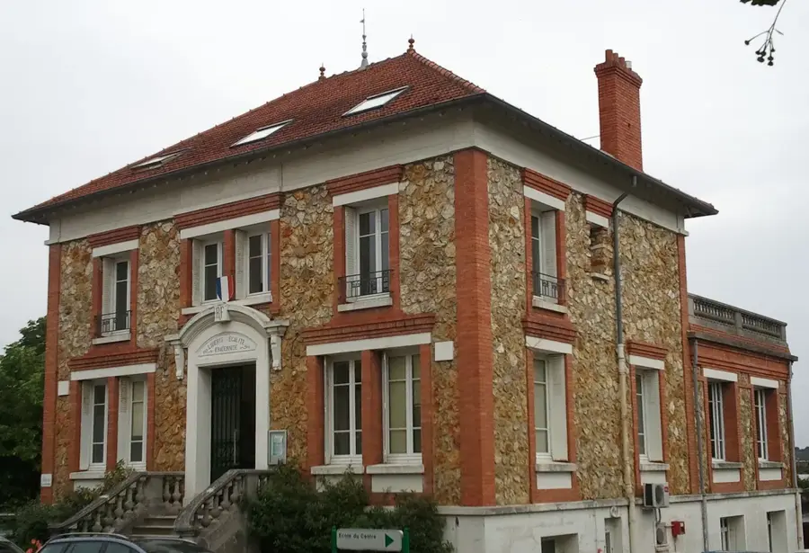 Carrières-sous-Poissy – city
