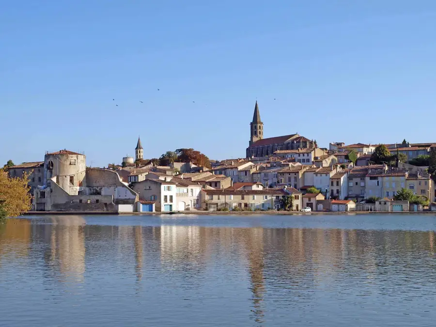 Castelnaudary – city