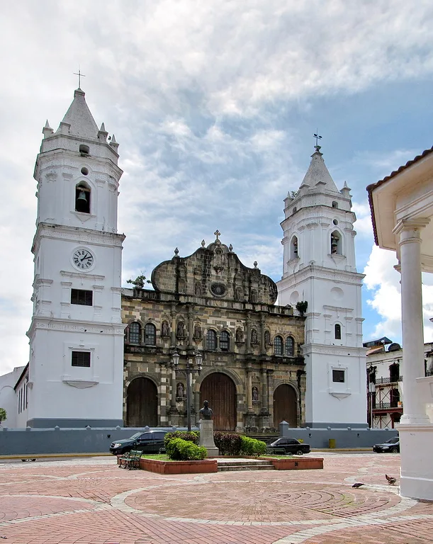 Metropolitan Cathedral of Panama — Panama Cement Plant (Panama)
