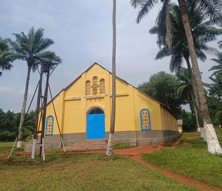 Sainte-Anne Cathedral of Berbérati — Mambéré River (Central African Republic)