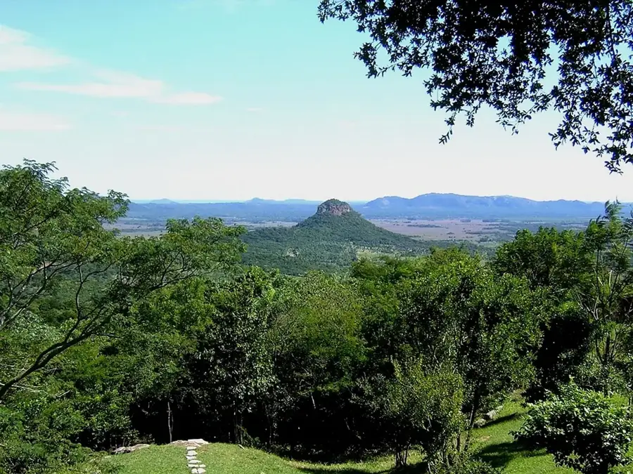 Cerro Mbatoví — Asunción (Paraguay)