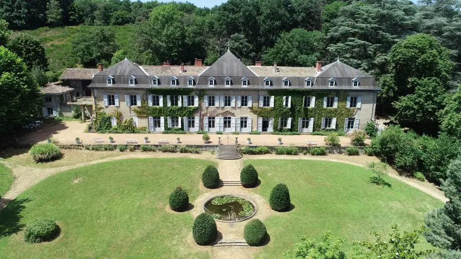 Charbonnières-les-Bains – city