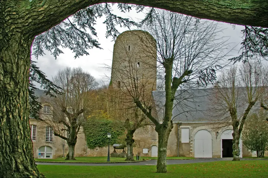 Château-Renault – city