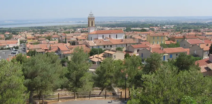 Châteauneuf-les-Martigues — Wabi-Shebelle River (Ethiopia)