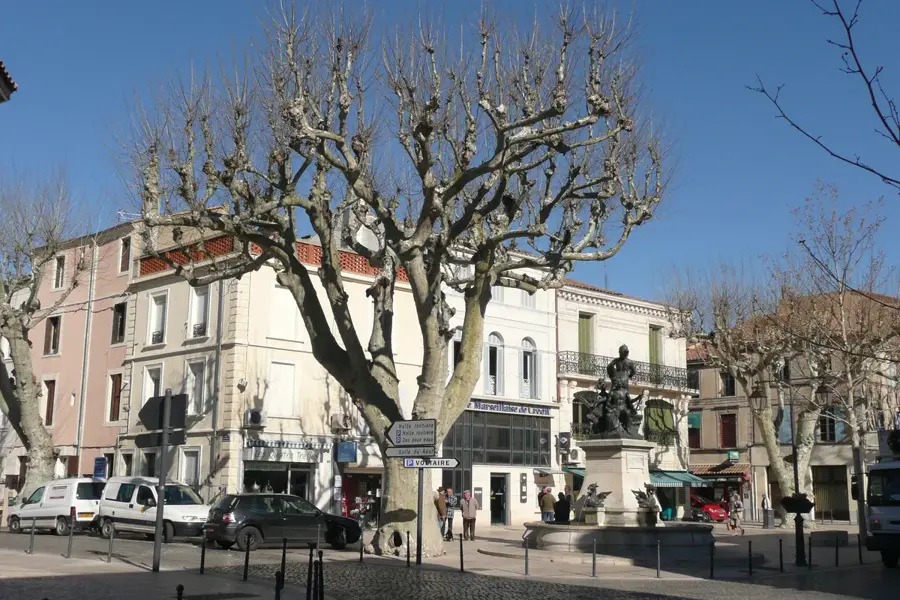 Châteaurenard – city