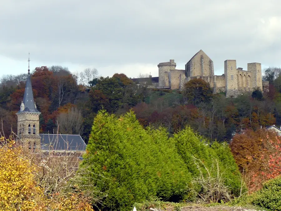 Chevreuse – city