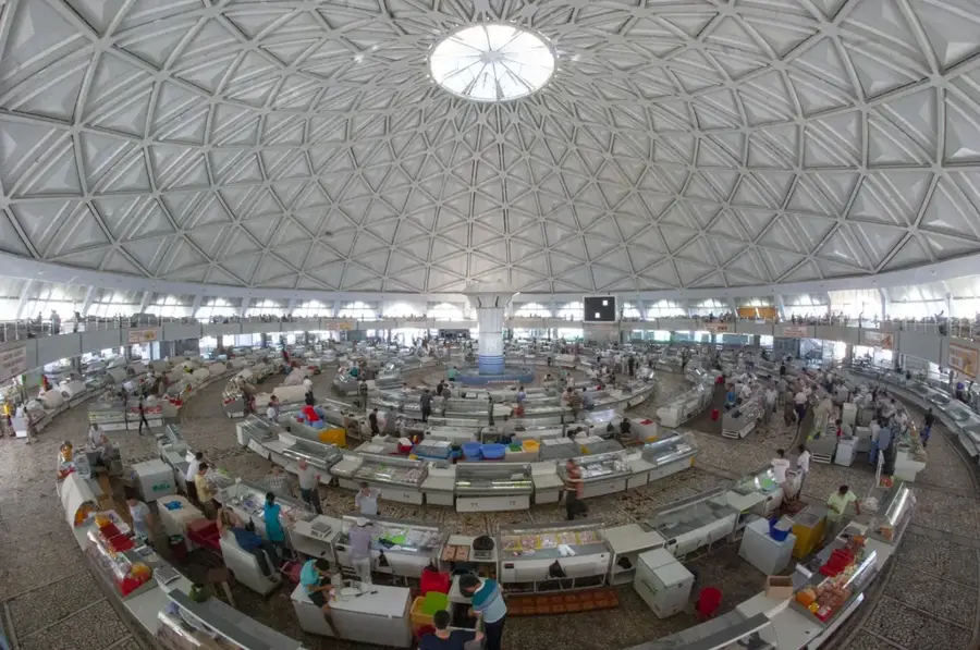Tschorsu-Basar — Mut-Denkmal (Usbekistan)