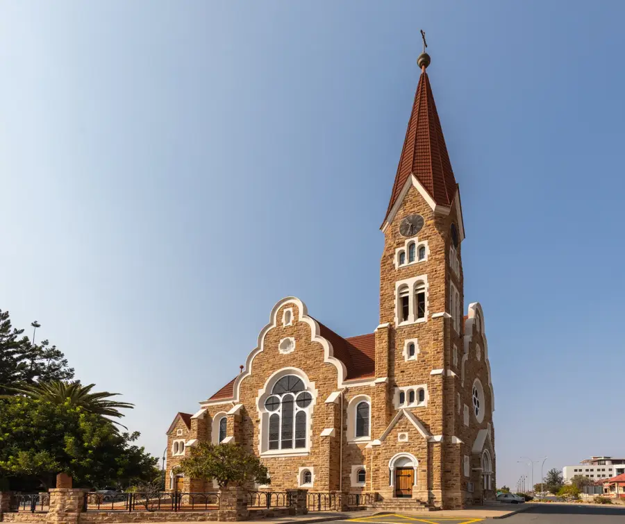 Krisztus-templom (Windhoek) — Hősök Tere (Namíbia)