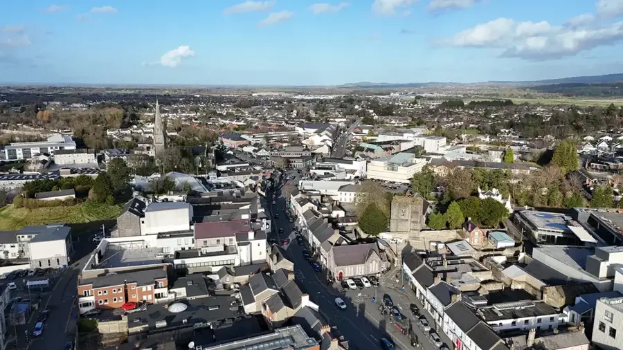 Naas — Tullamore (Irlanda)