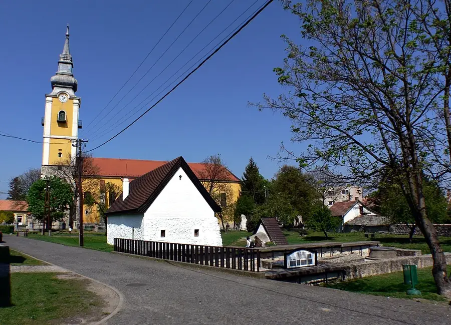 Pásztó — Szandavár-hegy (Magyarország)