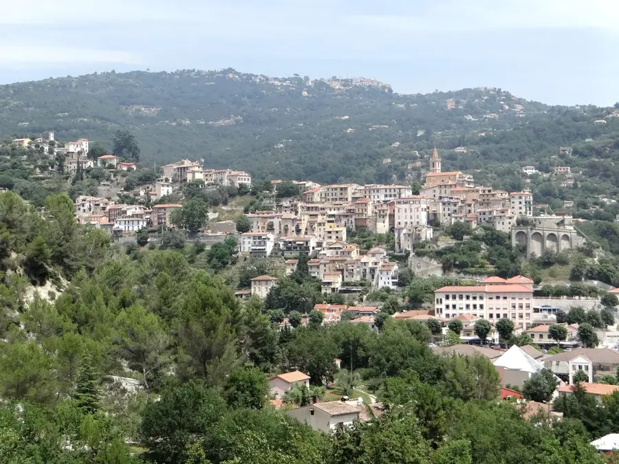 Contes — Kirche Saint-Charles (Monaco)