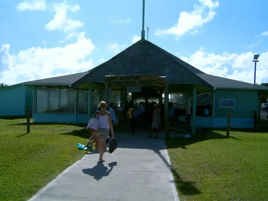 Flughafen Aitutaki — Atiu (Cookinseln)