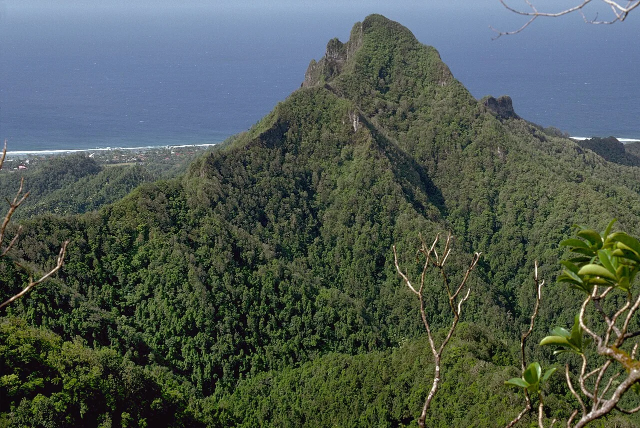 Marae Arai-te-tonga