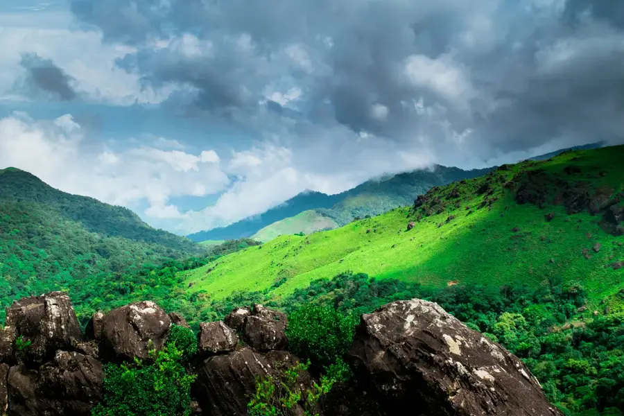 Kaffeeplantagen von Coorg — Bengaluru IT-Hub (Indien)