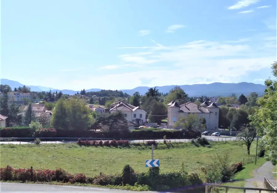 Coublevie – city