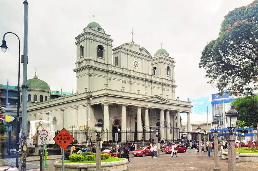 San Jose Cathedral — Pacuare River (Costa Rica)