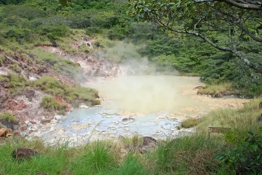 Rincon de la Vieja National Park — Irazú Volcano (Costa Rica)