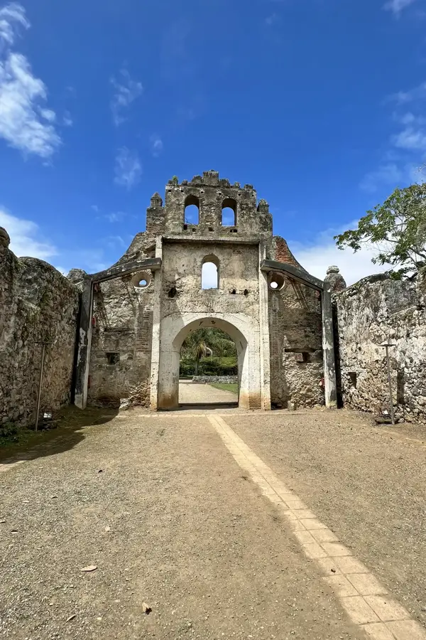 Ruins of Ujarras — Escondido River (Nicaragua)