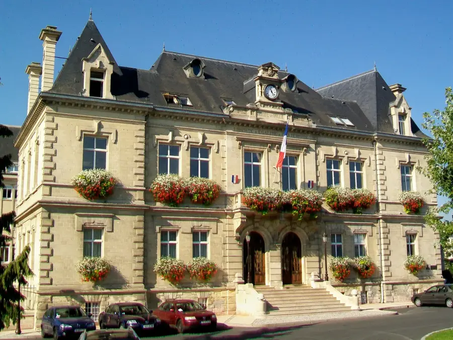 Creil – city