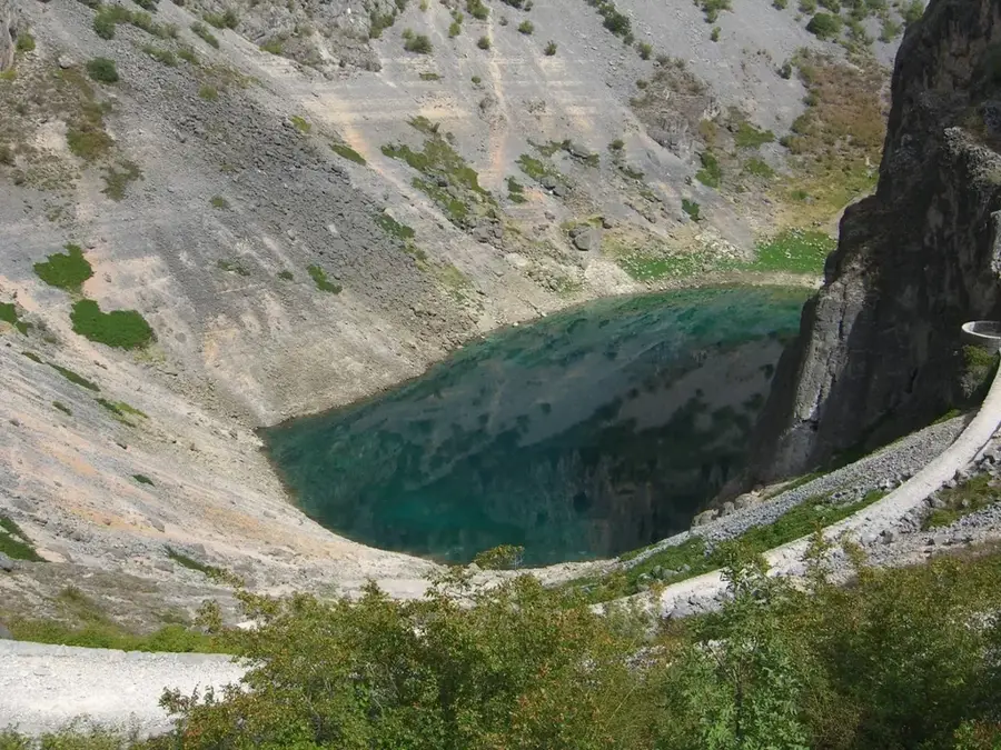 Kék-tó (Imotski) (Horvátország)