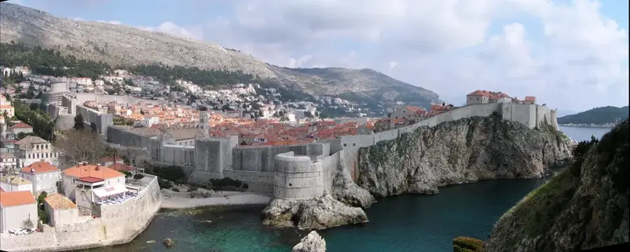 Stadtmauern von Dubrovnik — Abha (Saudi-Arabien)