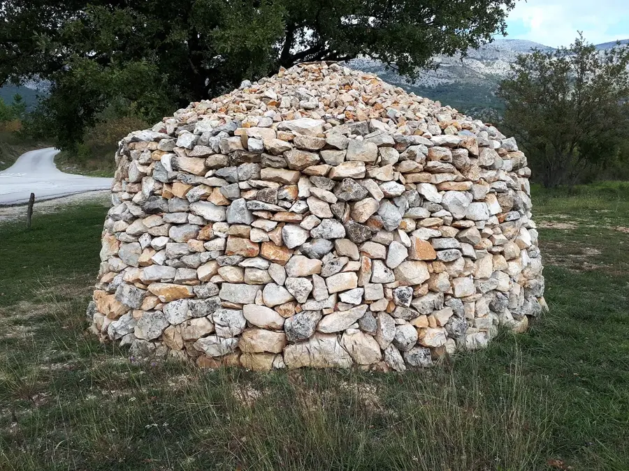 Gabrili — Tvrdoš Monastery (Bosnia and Herzegovina)
