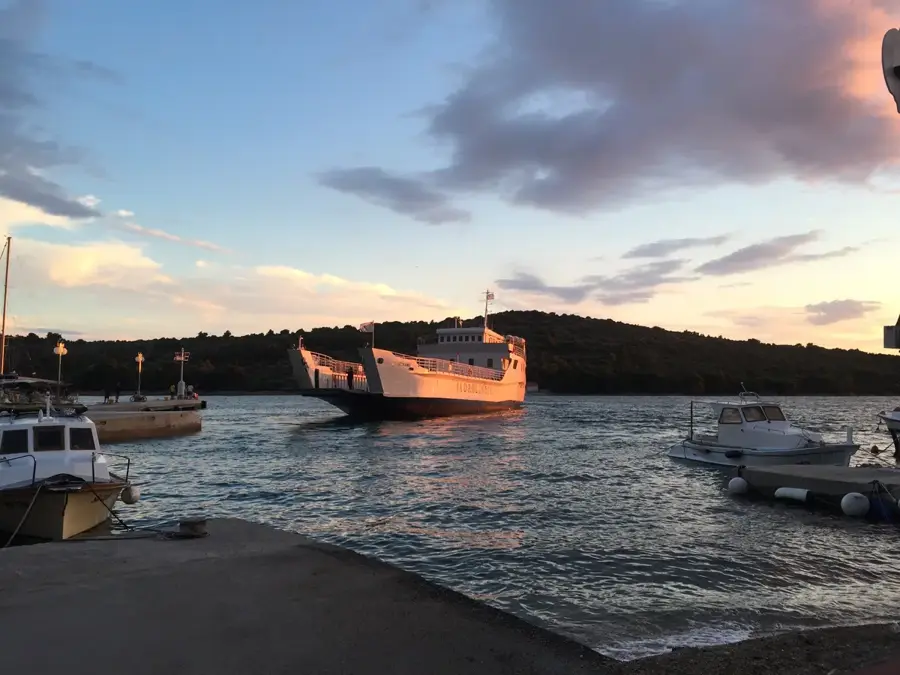 Kaprije, Šibenik — Wadi Surdud (Yemen)