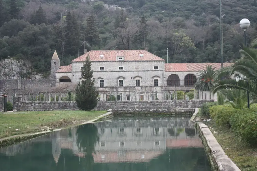 Komolac — Martinovići (Croatia)