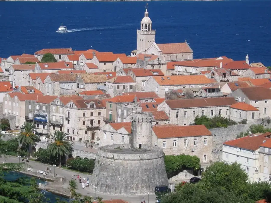 Orașul vechi Korčula — Delta râului Neretva (Croația)