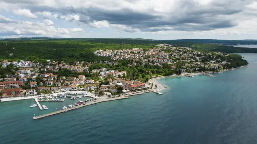 Njivice (Croatia)