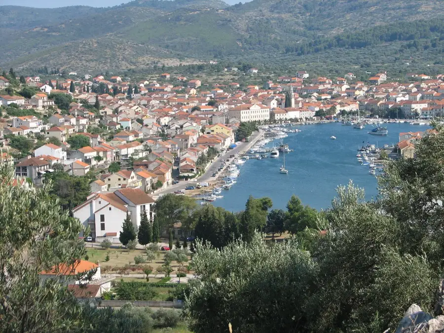 Vela Luka — Delta râului Neretva (Croația)
