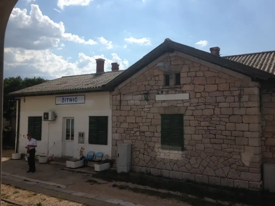 Žitnić — Sárkány-szem tó (Horvátország)