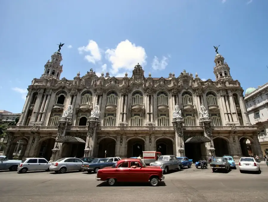 Great Theatre of Havana — Almendares River (Cuba)