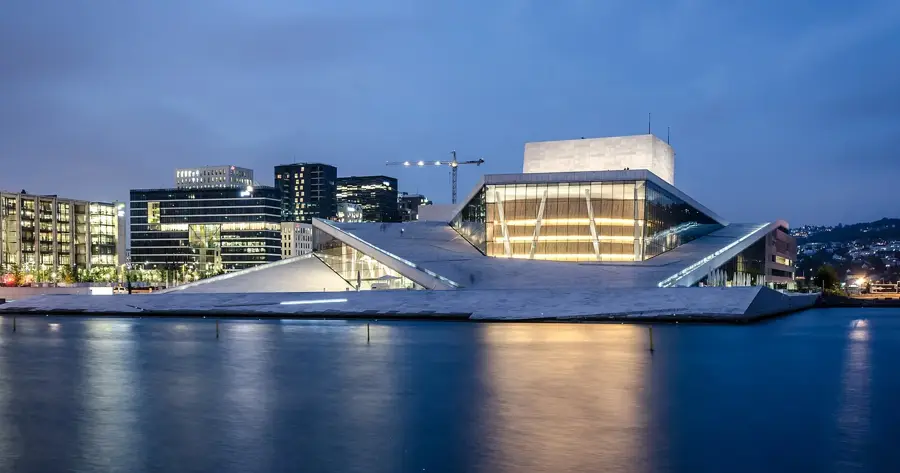 Oslo Operaház — Oslo kikötő (Norvégia)
