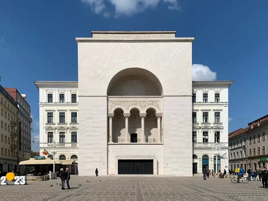 Opera Națională Română Timișoara – obiectiv turistic