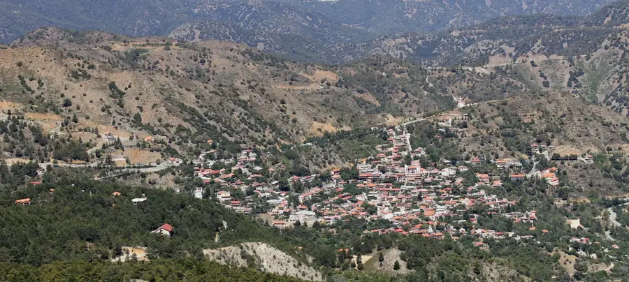 Pedoulas — Cascada Caledonia (Cipru)