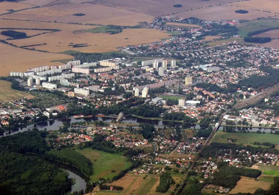 Neratovice — Škoda Auto gyár, Mladá Boleslav (Csehország)